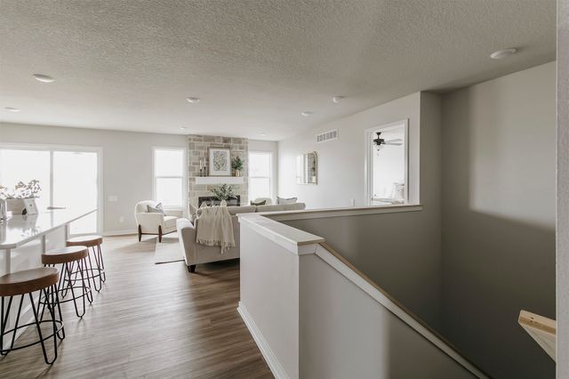 1209 NE 56th Street, Ankeny, IA 50021