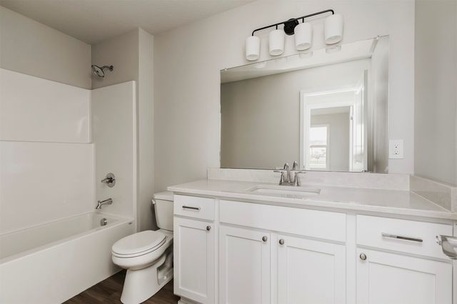 1209 NE 56th Street, Ankeny, IA 50021