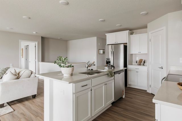 1209 NE 56th Street, Ankeny, IA 50021