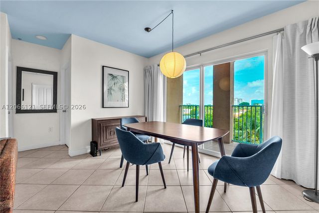 2280 SW 32nd Ave 403, Miami, FL 33145