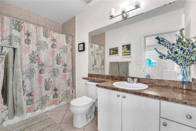 2280 SW 32nd Ave 403, Miami, FL 33145