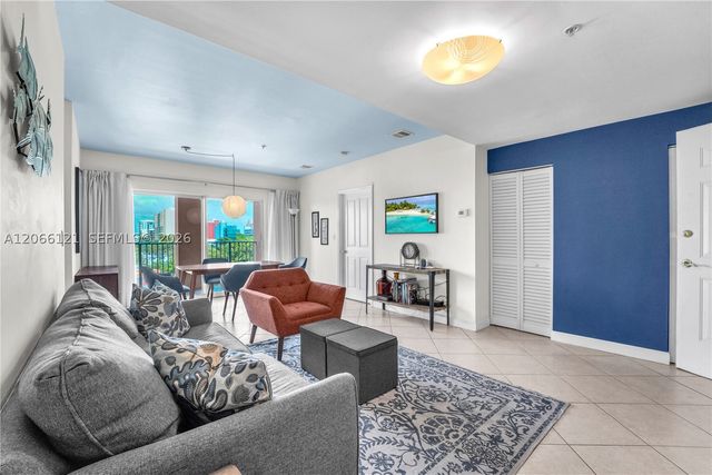2280 SW 32nd Ave 403, Miami, FL 33145