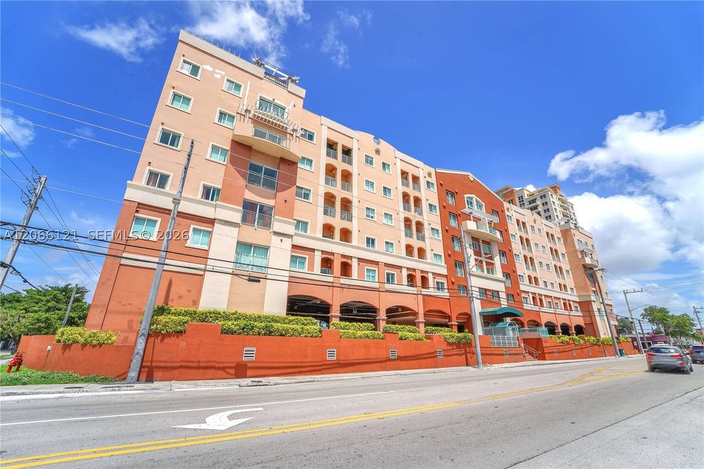 2280 SW 32nd Ave 403, Miami, FL 33145