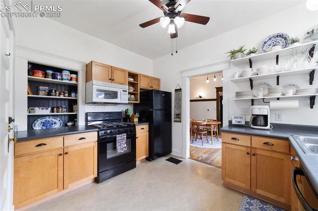 1124 N Cedar Street, Colorado Springs, CO 80903