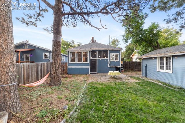 1124 N Cedar Street, Colorado Springs, CO 80903