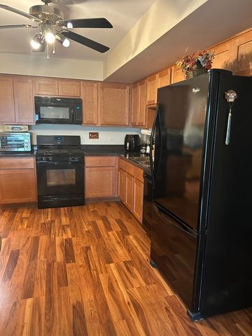 6300 W Montrose Avenue 405, Chicago, IL 60634