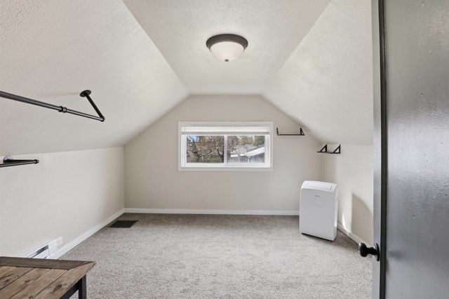 4418 N Stevens St, Spokane, WA 99205