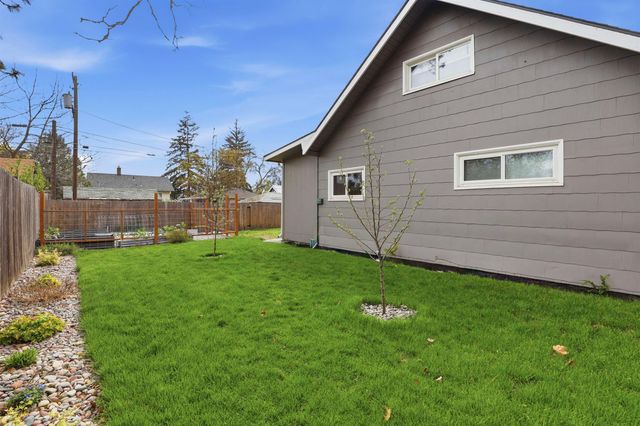 4418 N Stevens St, Spokane, WA 99205