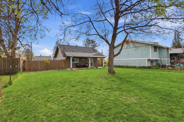 4418 N Stevens St, Spokane, WA 99205