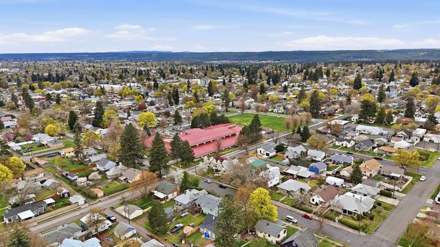 4418 N Stevens St, Spokane, WA 99205