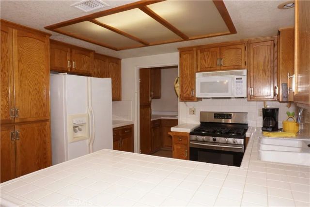 1336 Limonite, Hemet, CA 92543
