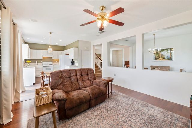 33153 Eagle Point, Yucaipa, CA 92399