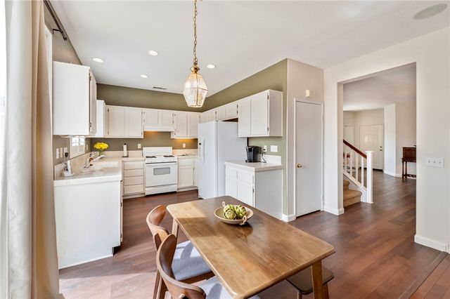 33153 Eagle Point, Yucaipa, CA 92399