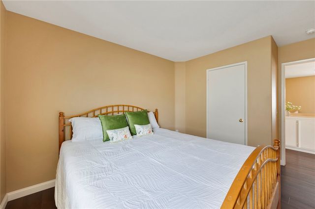 33153 Eagle Point, Yucaipa, CA 92399