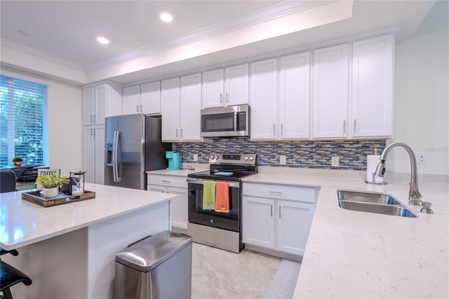 1030 TIDEWATER SHORES LOOP 104, Bradenton, FL 34208