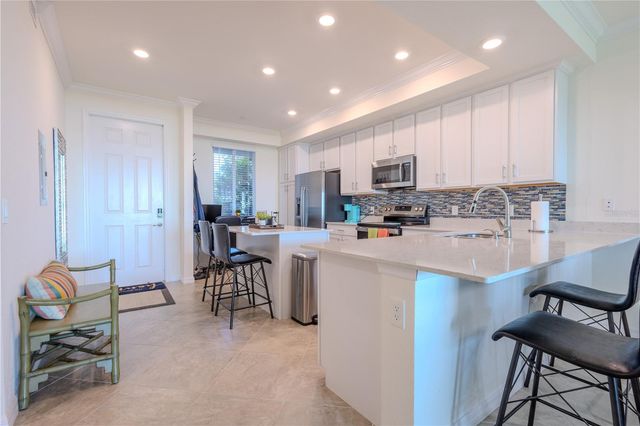 1030 TIDEWATER SHORES LOOP 104, Bradenton, FL 34208