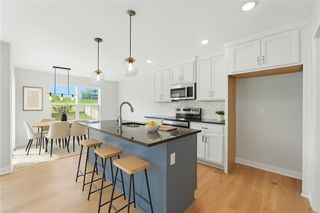 4805 SW 6th Terrace, Blue Springs, MO 64014