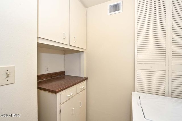 6035 N 10th Place, Phoenix, AZ 85014