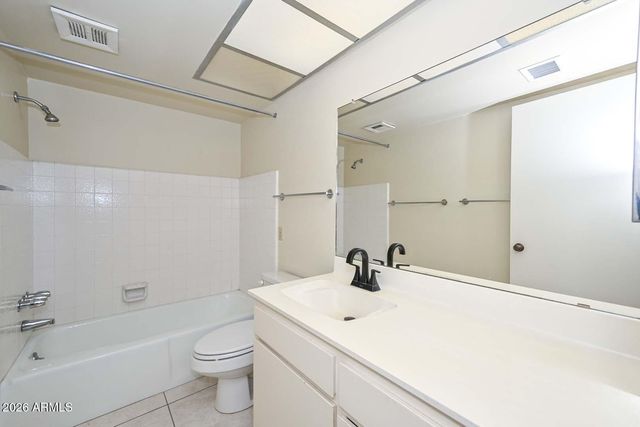 6035 N 10th Place, Phoenix, AZ 85014