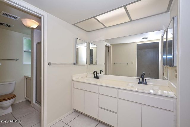 6035 N 10th Place, Phoenix, AZ 85014