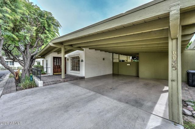 6035 N 10th Place, Phoenix, AZ 85014