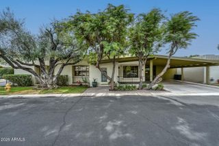 6035 N 10th Place, Phoenix, AZ 85014