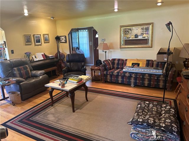 5133 Pal Mal Avenue, Temple City, CA 91780