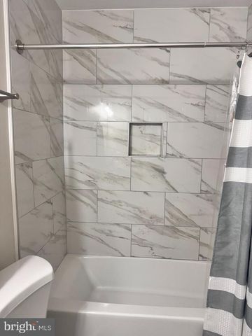 1205 MEGANS LN, Burlington, NJ 08016