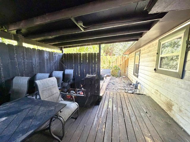 2028 E Jones Street, Sherman, TX 75090