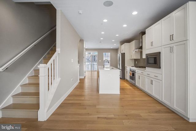 621 PARKSIDE PL NE, Washington, DC 20019