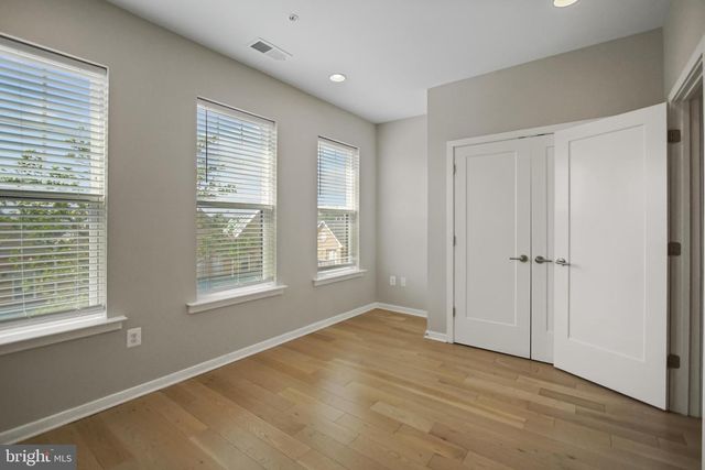 621 PARKSIDE PL NE, Washington, DC 20019