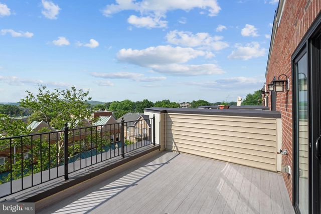 621 PARKSIDE PL NE, Washington, DC 20019