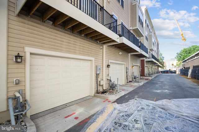 621 PARKSIDE PL NE, Washington, DC 20019