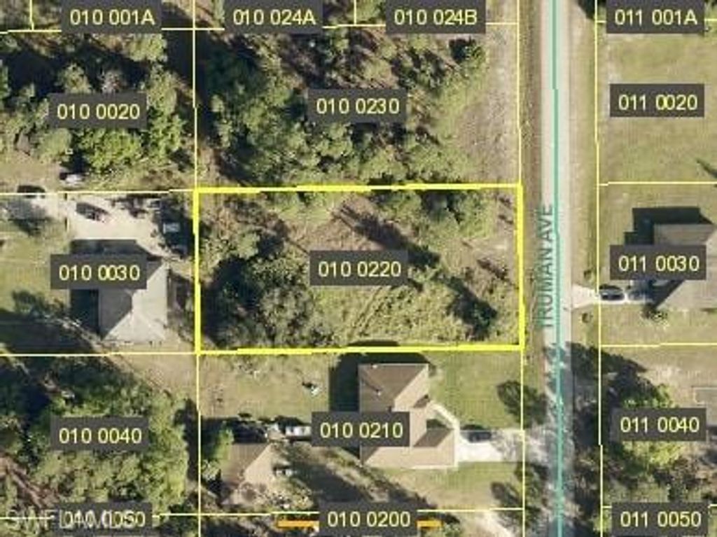 19 Truman AVE, LEHIGH ACRES, FL 33936 — exterior
