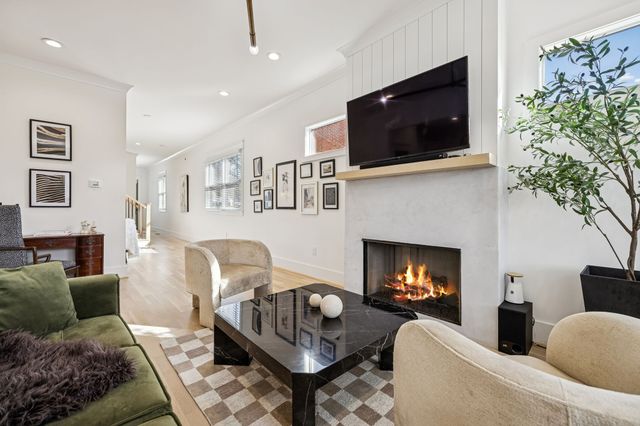 937 Woodmont Blvd, Nashville, TN 37204