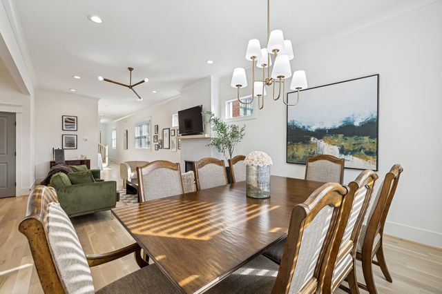 937 Woodmont Blvd, Nashville, TN 37204