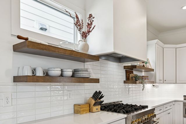 937 Woodmont Blvd, Nashville, TN 37204