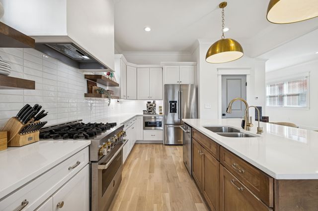 937 Woodmont Blvd, Nashville, TN 37204