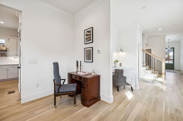 937 Woodmont Blvd, Nashville, TN 37204