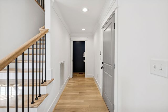 937 Woodmont Blvd, Nashville, TN 37204