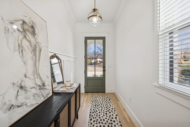 937 Woodmont Blvd, Nashville, TN 37204