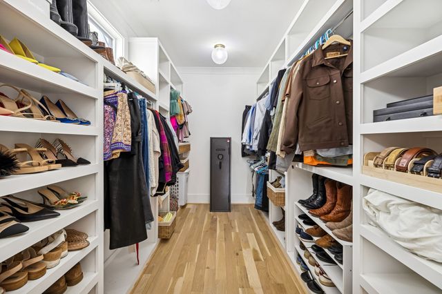 937 Woodmont Blvd, Nashville, TN 37204