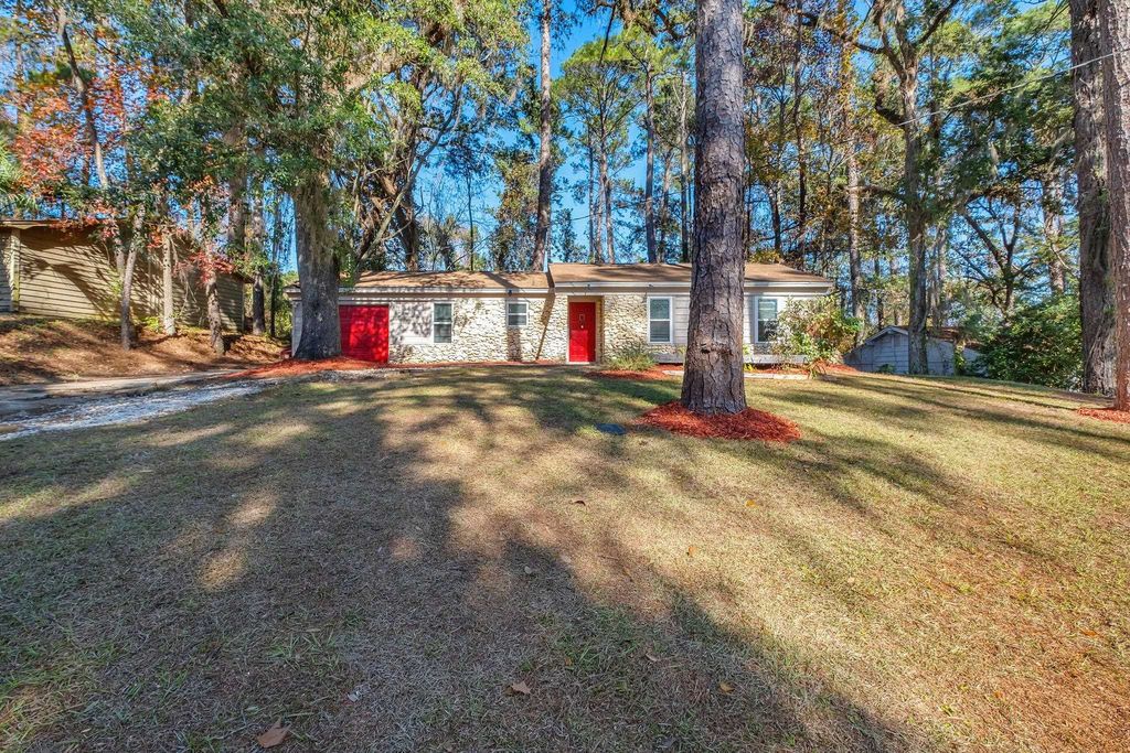 2072 Darnell Circle, Tallahassee, FL 32303