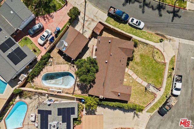 13770 Sproule Avenue, Sylmar, CA 91342