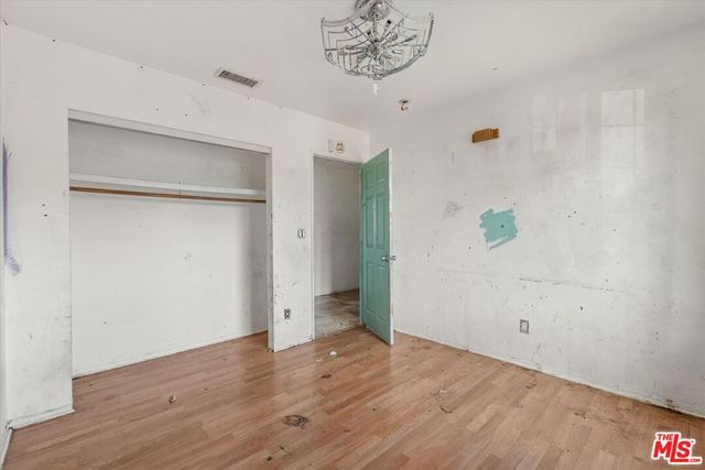 13770 Sproule Avenue, Sylmar, CA 91342