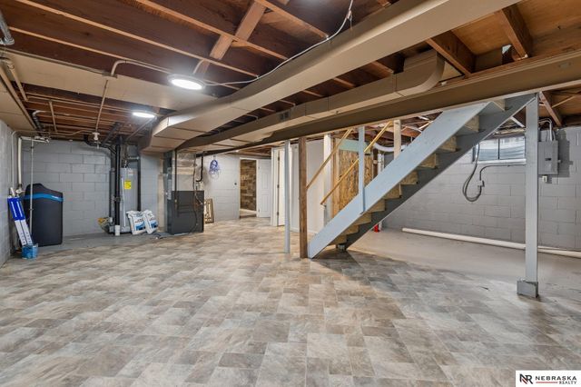7202 Northridge Drive, Omaha, NE 68112
