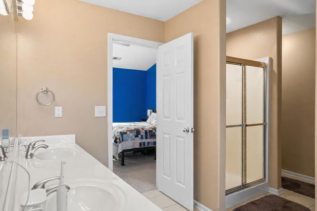 2820 Michelle Park, Lexington, KY 40511