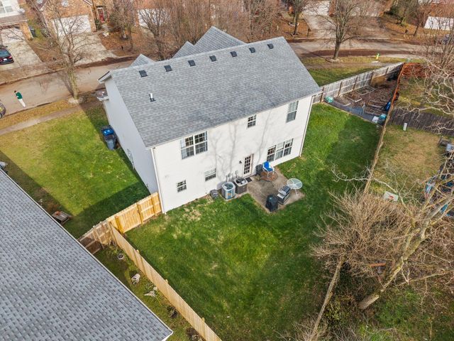 2820 Michelle Park, Lexington, KY 40511