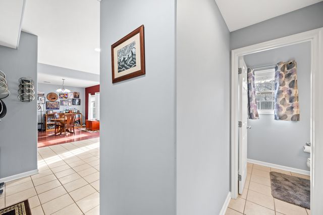 2820 Michelle Park, Lexington, KY 40511