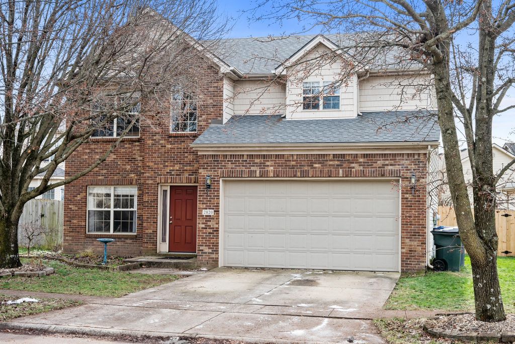 2820 Michelle Park, Lexington, KY 40511